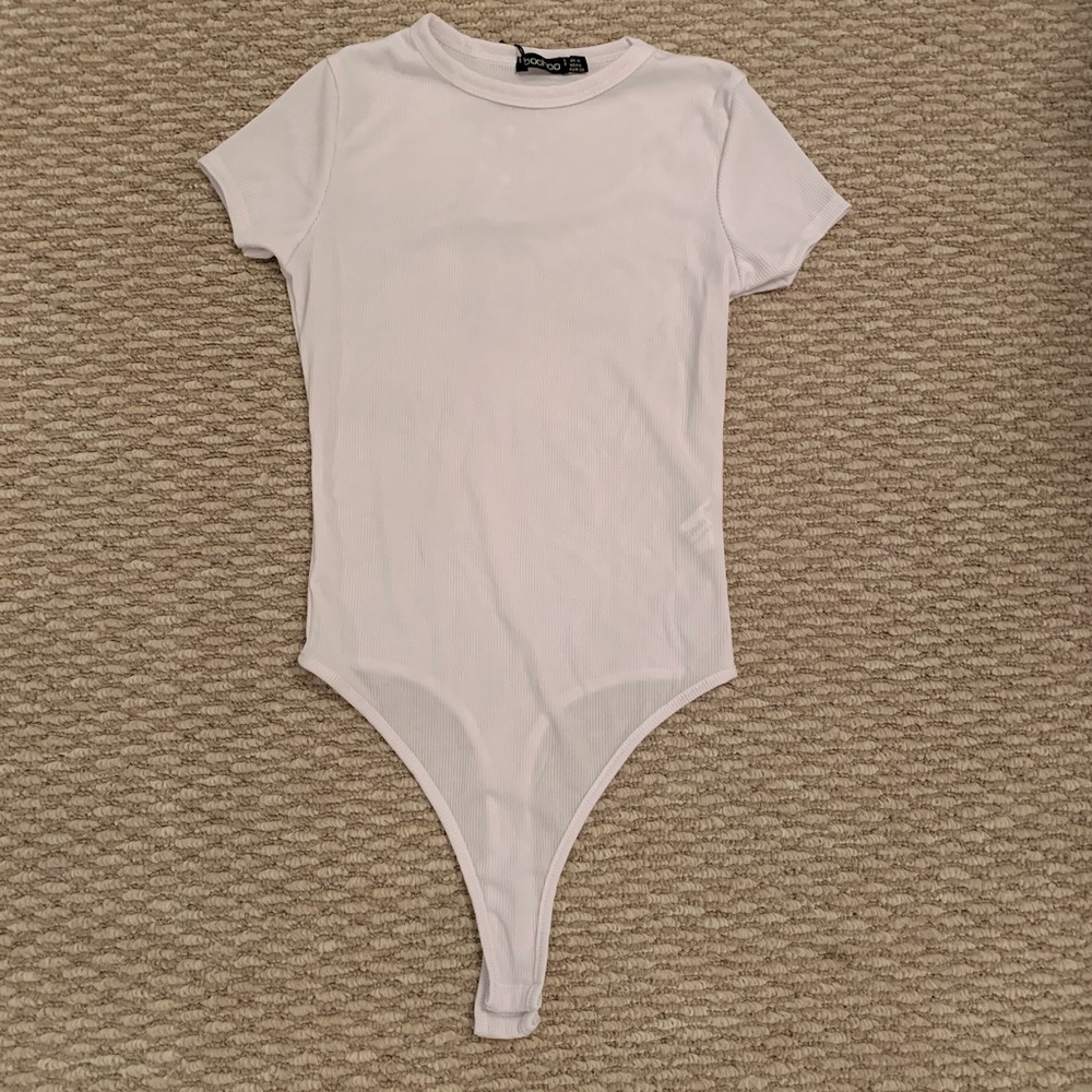 White short sleev bodysuit